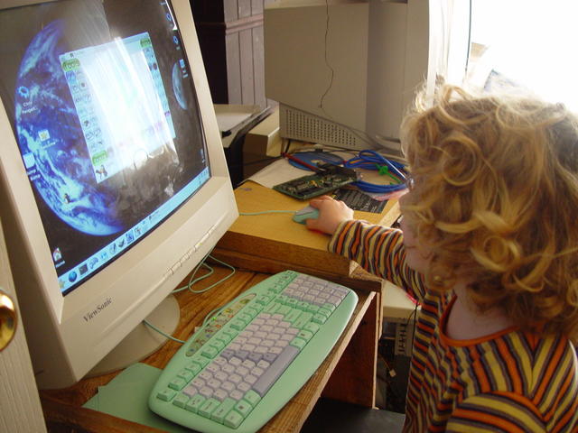 איך לשמור על בטיחות הילדים באינטרנט?